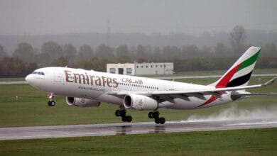 800px-Airbus_A330-200_Emirates_A6-EAL