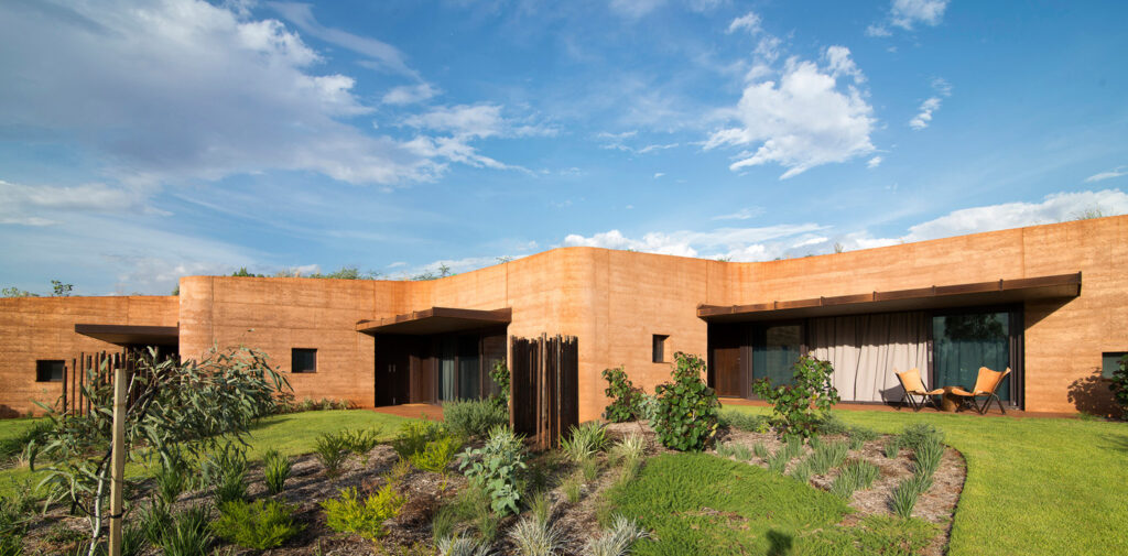 Luigi_Rosselli_Architects__The_Great_Wall_of_WA