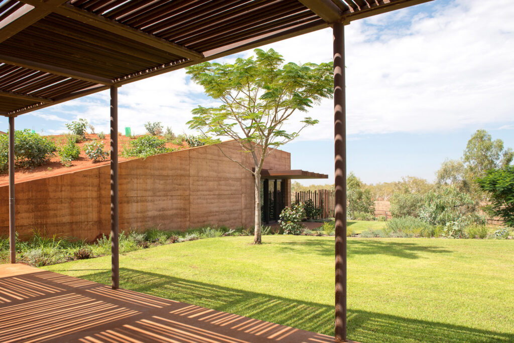 Luigi_Rosselli_Architects__The_Great_Wall_of_WA
