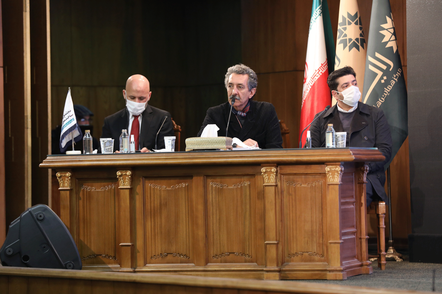 دومین گردهمایی سازندگان و طراحان منطقه یک