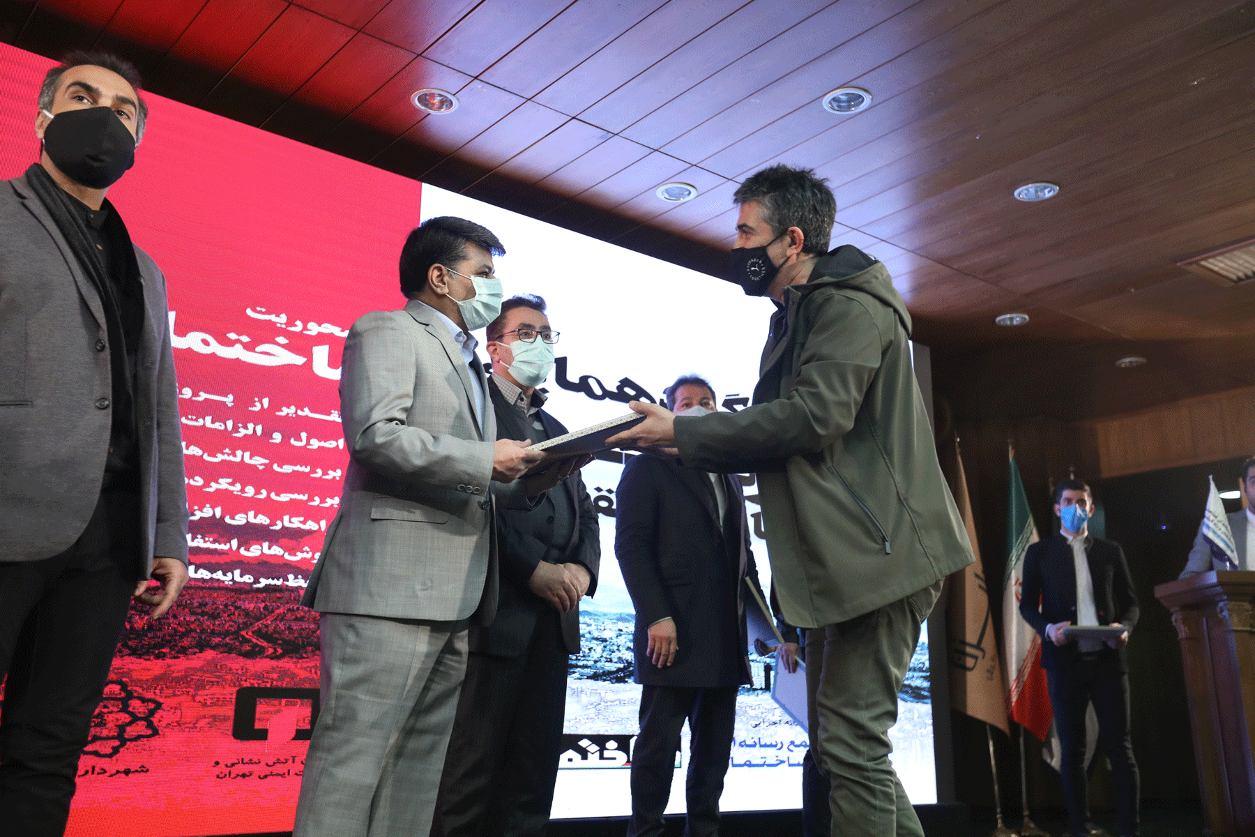 دومین گردهمایی سازندگان و طراحان منطقه یک