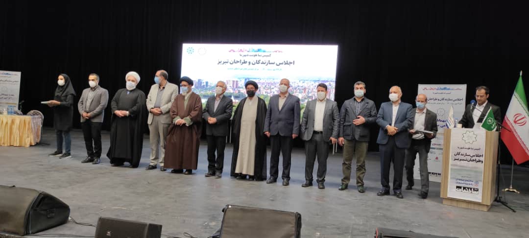 رونمایی از نمایشگاه جانبی اجلاس سازندگان و طراحان تبریز (7)